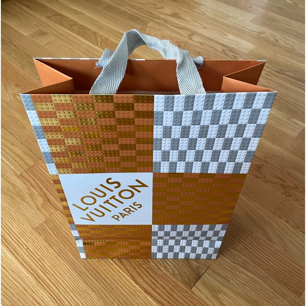 2022 Authentic Louis Vuitton Gold Lego Holiday Gift Shopping Bag 14 x 9.7 x 4.5